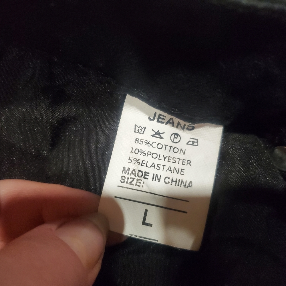 Women's Black Jean Shorts Size Large - Picture 3 of 3